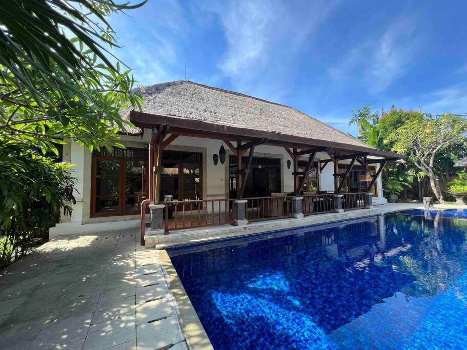 Bali Berg Villa, Sanur Екстер'єр фото